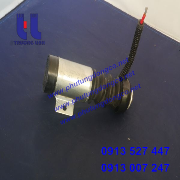 Selenoid tắt hệ thống nhiên liệu Deutz