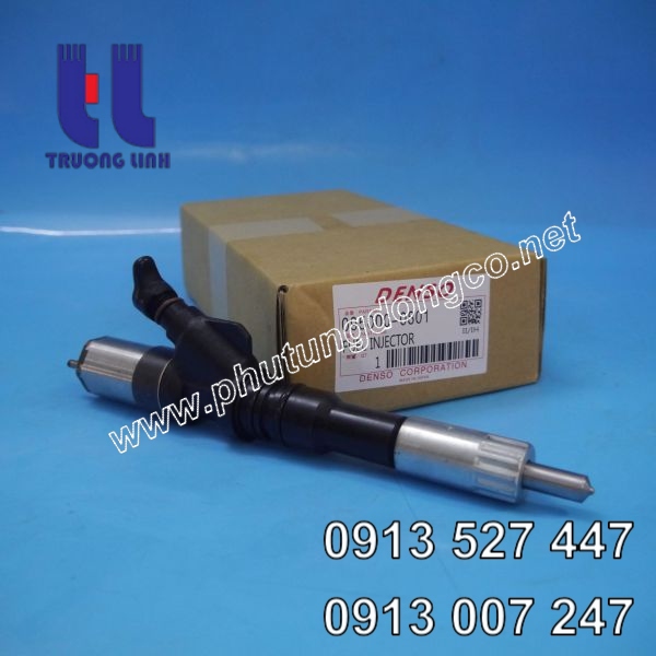 Vòi phun nhiên liệu động cơ Komatsu S6D125