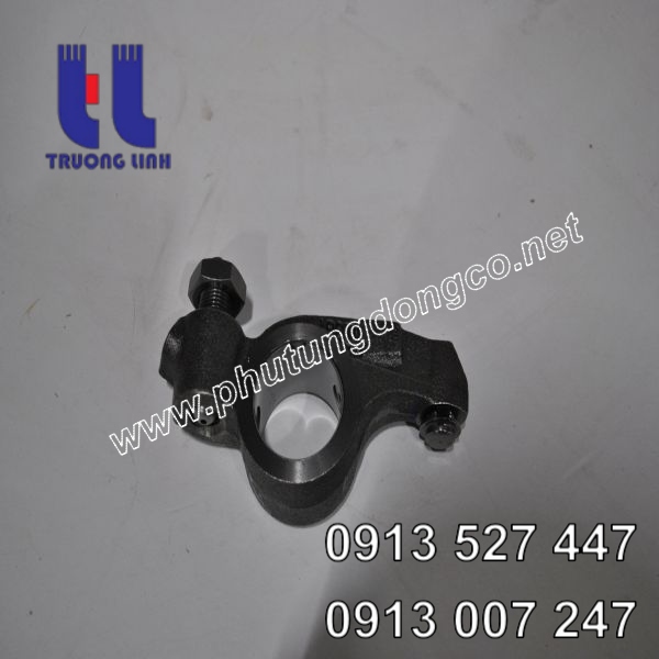 Cò mổ xupap động cơ Cummins QSM11 4003912