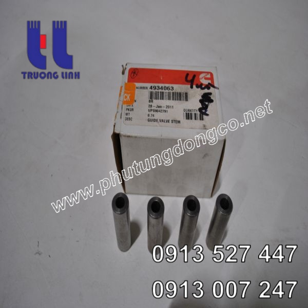 Ống dẫn hướng xupap động cơ Cummins QSC8.3 4934063