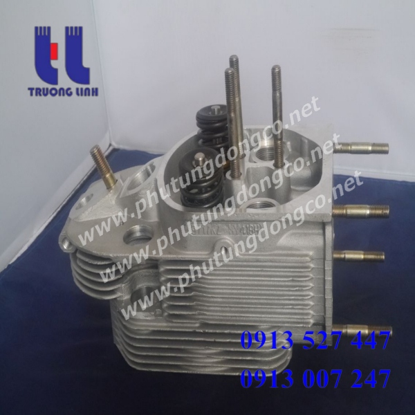Mặt máy động cơ deutz